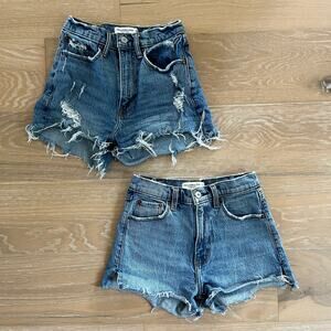 Abercrombie & Fitch 2 pair The Mom Short High Rise Denim Cutoff Distressed 24/00